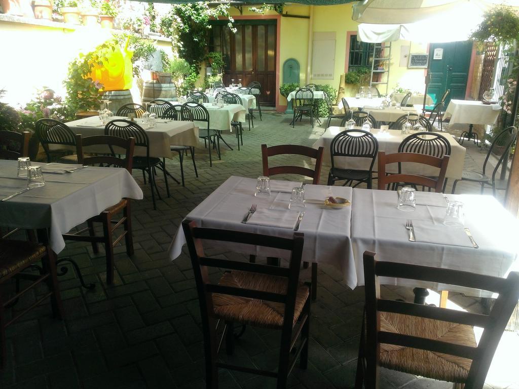 Rossobarolo酒店 外观 照片